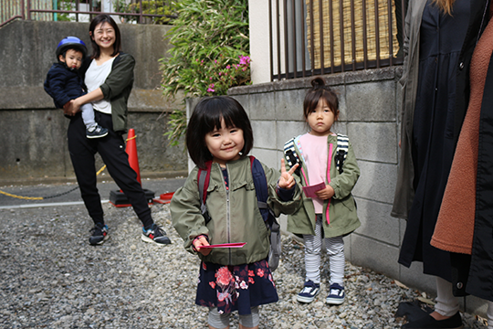 登園風景4｜大岡はるかぜ保育ノート