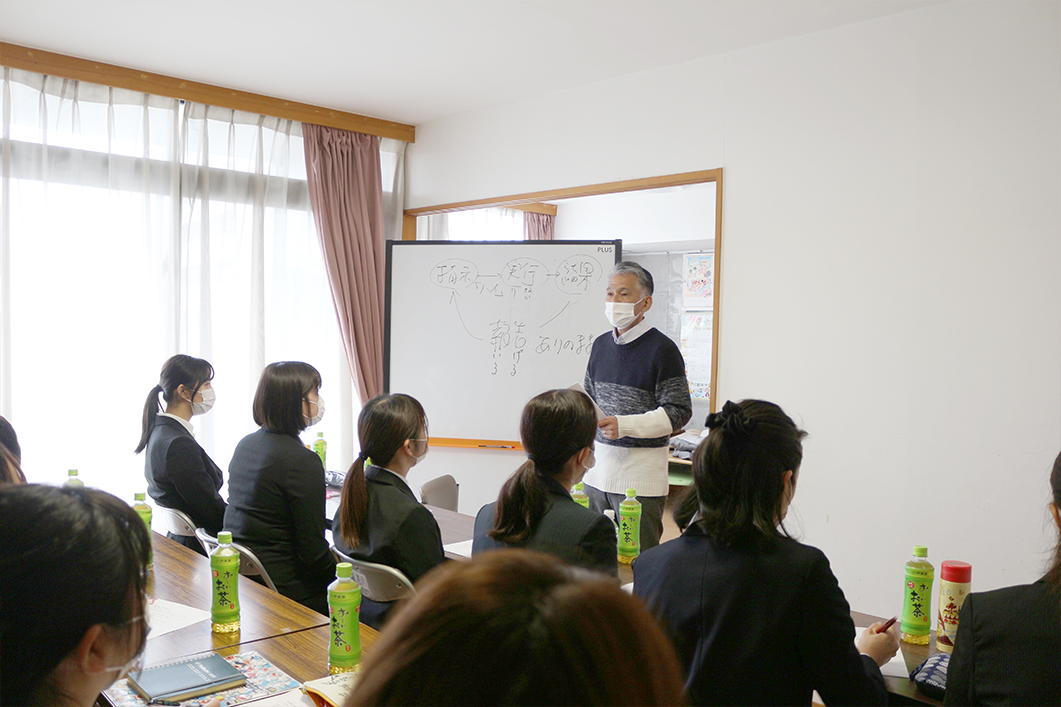 藤村寿哉先生による職員研修①